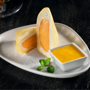 PANCAKE WITH MANGO & WHIPPING CREAM